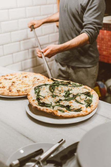 Čerstvá pizza přímo z pece v Pizza Dům